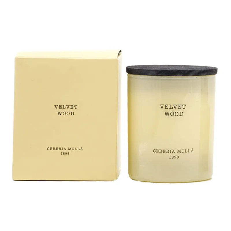 Última Oportunidad Vela perfumada Cerería Mollá Velvet Wood (230 gr)
