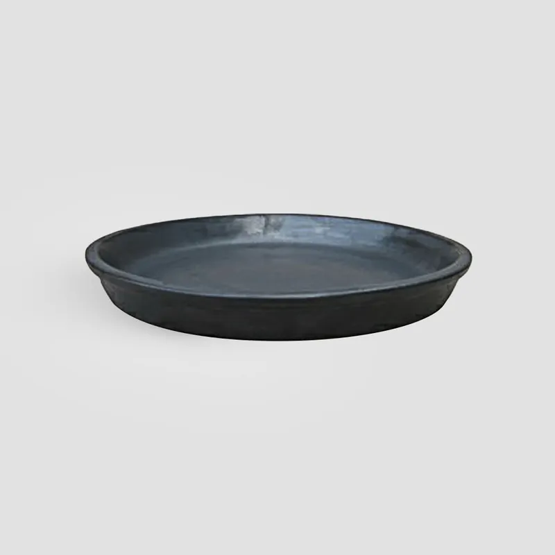 Compra Ahora Plato redondo Fronda Glazed negro