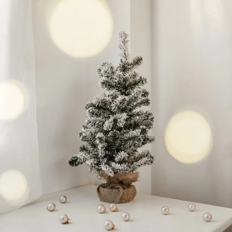 Mini Árbol de Navidad Artificial Imperial Nevado 60cm A Buen Precio