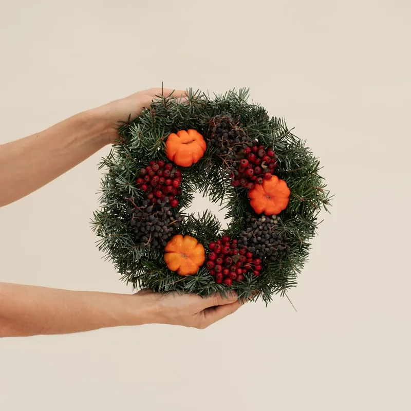 Descuento Corona natural de navidad con frutos
