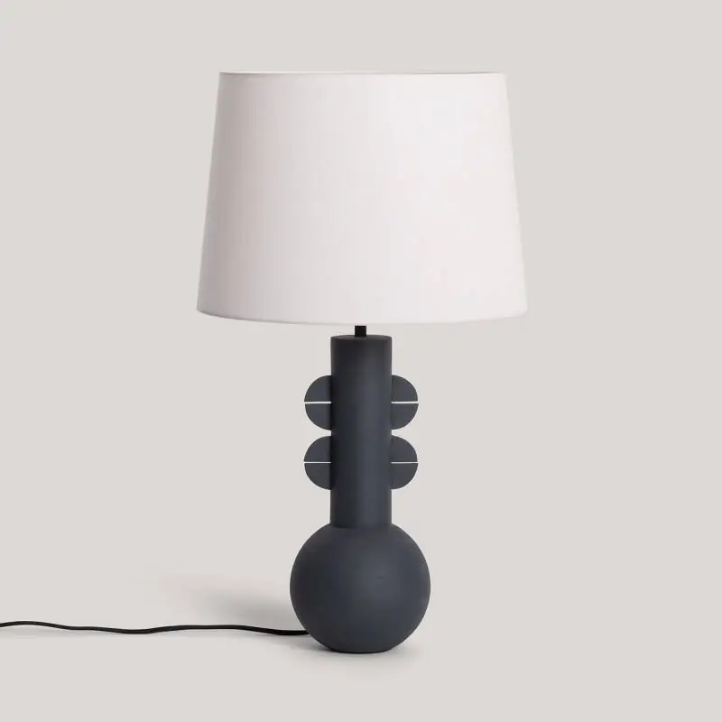 Últimas Unidades Lámpara de Mesa Metal Kondur ILUZZIA