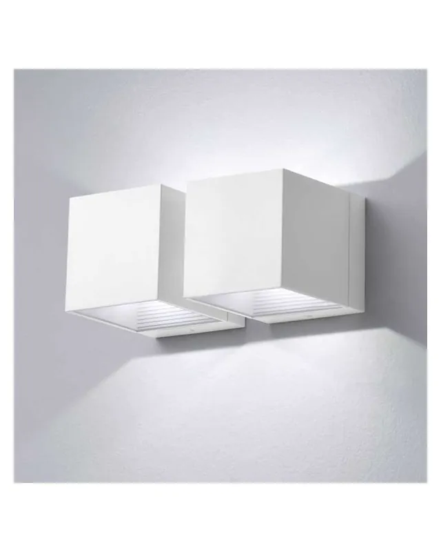 Última Oportunidad Aplique dos luces 18x8cm cubo aluminio luz superior e inferior  2xLED 7W 2700K 665Lm regulable