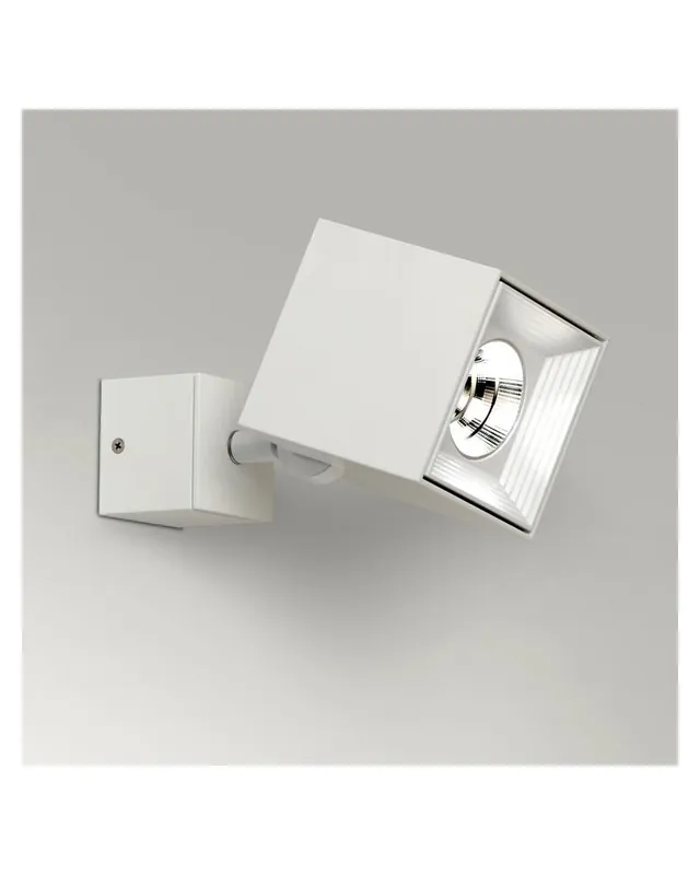 Aplique 8cm forma cubo LED 2700K 956Lm regulable y oscilante con driver Promoción Exclusiva