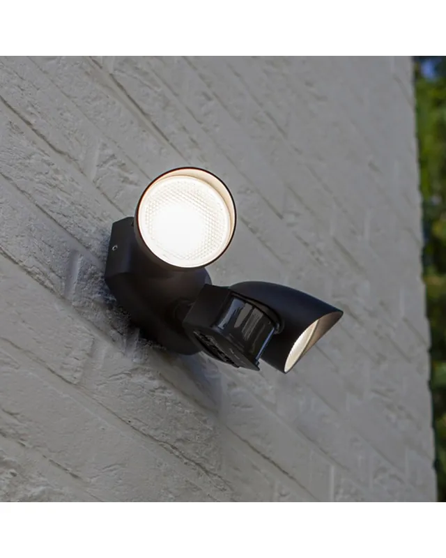 Aplique de exteriores doble 25,3cm LED 23,5W de aluminio y PC negro 4000K IP54 sensor movimiento ajustable No Te Lo Pierdas