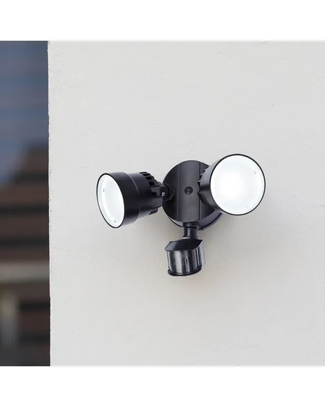 Aplique de exteriores doble 26,1cm LED 12W de sintético y PC negro 5000K IP54 sensor movimiento ajustable Garantía De Devolución De Dinero