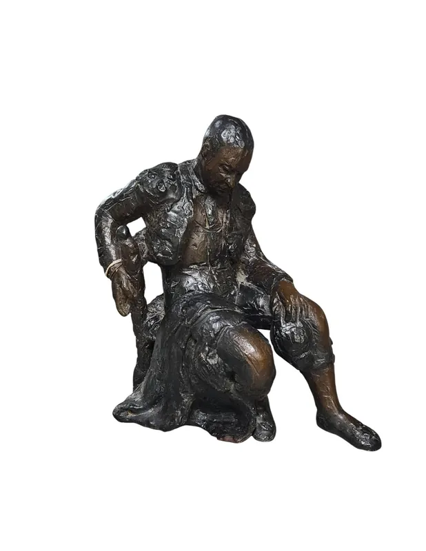 Oferta Especial Urregui Escultura Torero Sentado