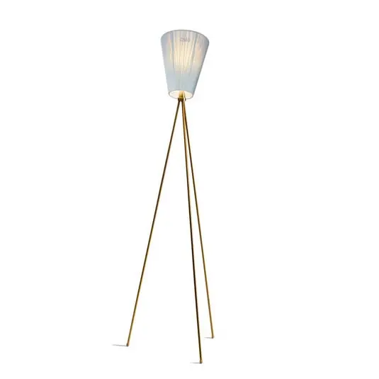 Compra Ahora Oslo Wood Lámpara de Pie Oro/Claro Azul - Northern