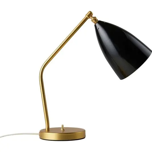 Gräshoppa Lámpara Sobremesa Glossy Black/Brass - GUBI Artesanal