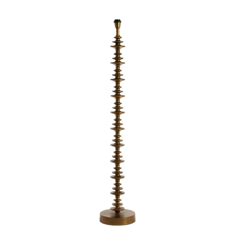 Ilumina tu hogar con la encantadora lámpara de pie Stevie en bronce. Su estilo clásico se adapta a cualquier espacio. ✓ Envío gratis desde 50 € ✓ 2 años de garantía. Precio Económico