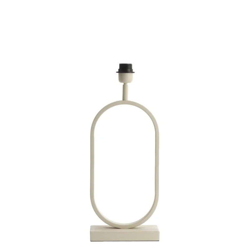 Lámpara de mesa beige de estilo moderno y material metálico, ideal para cualquier habitación. ✓ Envío gratis desde 50 € ✓ 2 años de garantía. Nuevo Modelo
