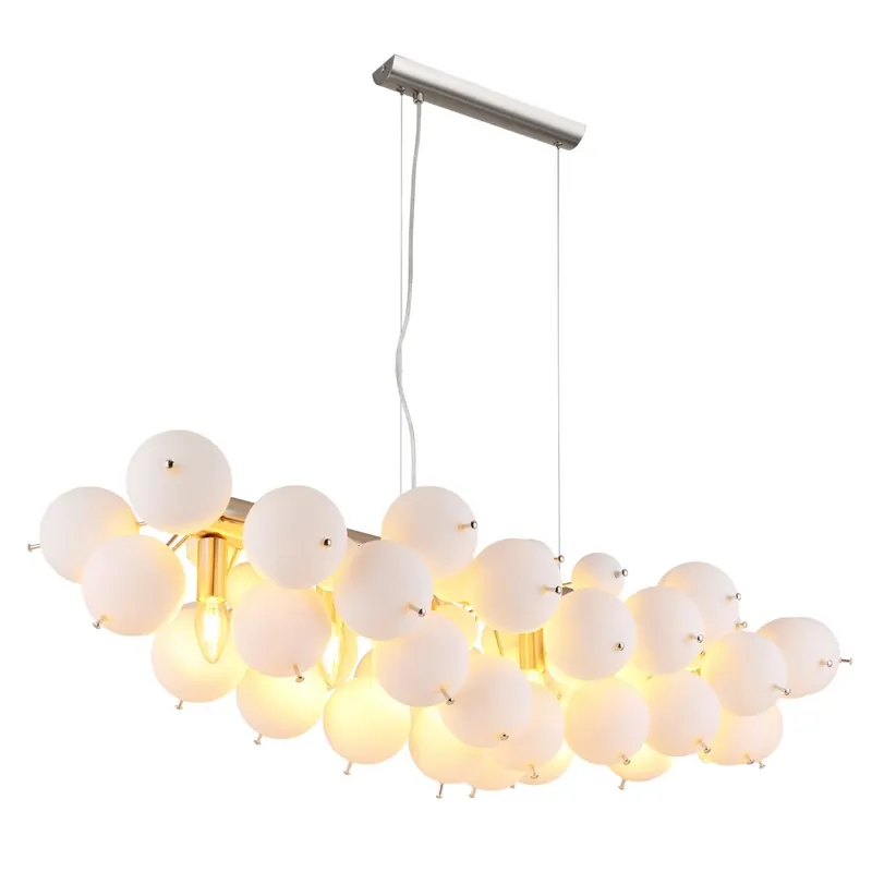 Lámpara colgante moderna con acabado dorado y esferas de vidrio ámbar. Dale un toque único a tu espacio. ✓ Envío gratis desde 50 € ✓ Atención personalizada Mayoreo