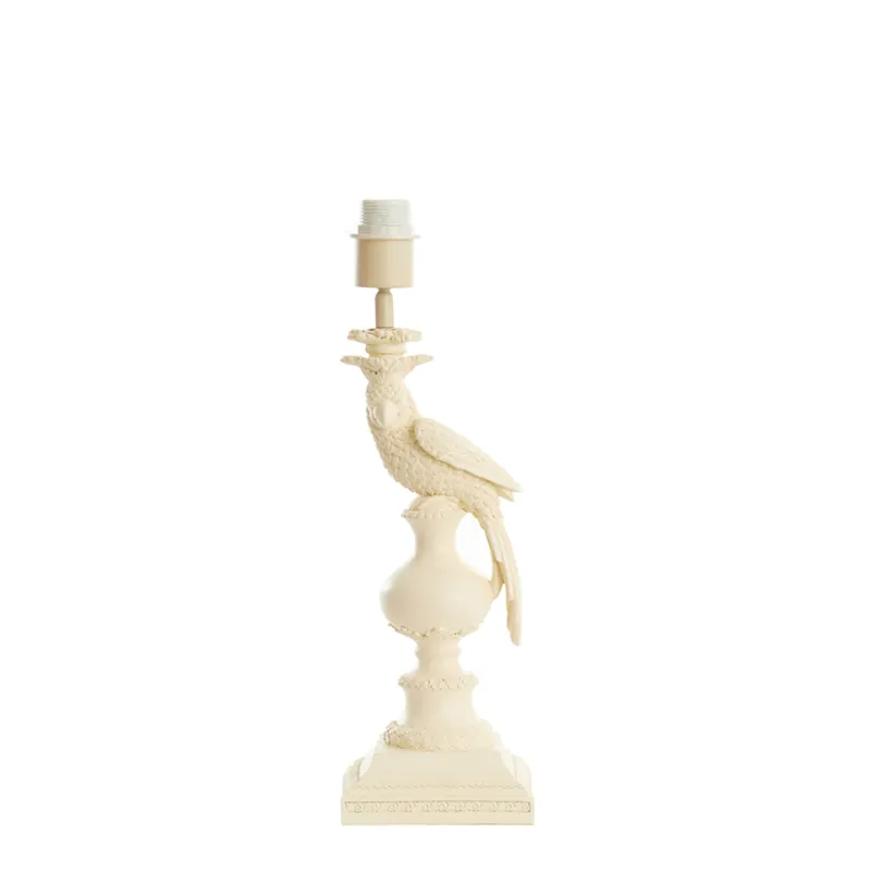 Novedad Lámpara de mesa Nyasa en color crema, fabricada en plástico de calidad, perfecta para cualquier rincón de tu hogar. ✓ 2 años de garantía ✓ Envío gratis desde 50 €