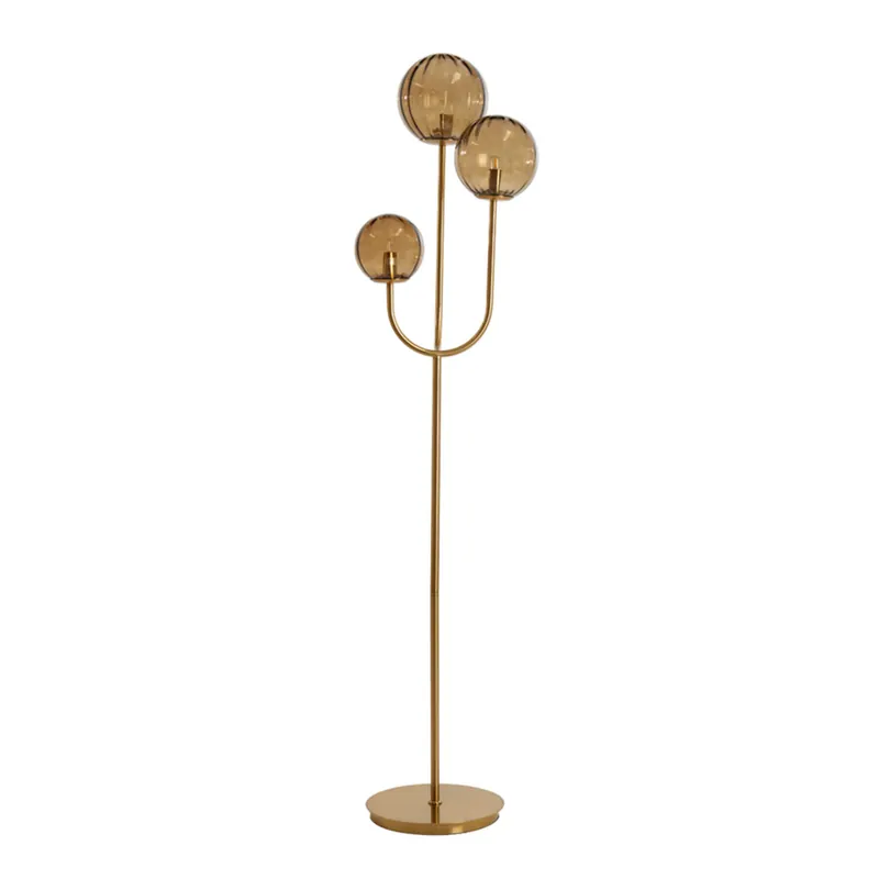 Lámpara de pie Magdala en elegante color dorado y materiales de vidrio y metal. Ideal para cualquier espacio. ✓ Envío gratis desde 50 € ✓ 2 años de garantía Oferta De Temporada