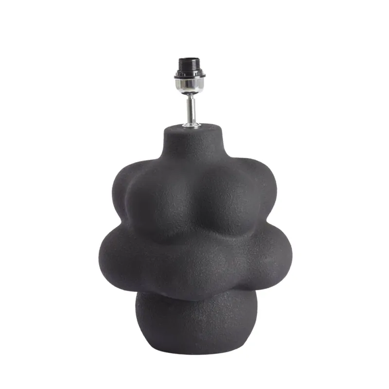 Lámpara de mesa Carilo en negro con un elegante diseño Art Deco y material cerámico de alta calidad. ✓ Envío gratis desde 50 € ✓ 2 años de garantía Compra Hoy