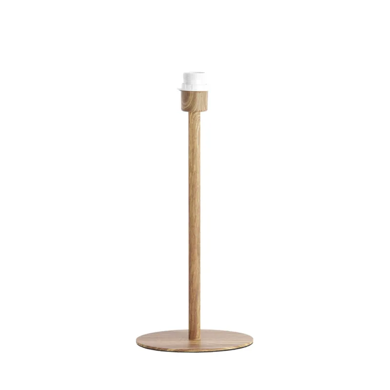 Descubre la lámpara de mesa Cerini en color natural, estilo trendy y material metálico. ✓ Envío gratis desde 50 € ✓ 2 años de garantía. Envío Exprés