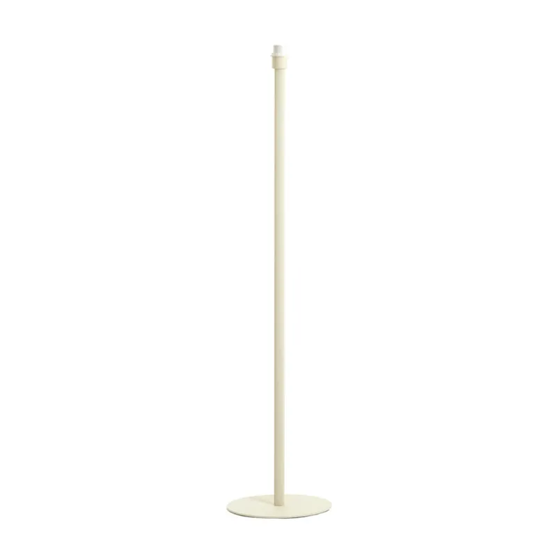 Lámpara de pie Cerini en tonos beige y crema, perfecta para un estilo trendy. ✓ Envío gratis desde 50 € ✓ 2 años de garantía. Oferta Flash