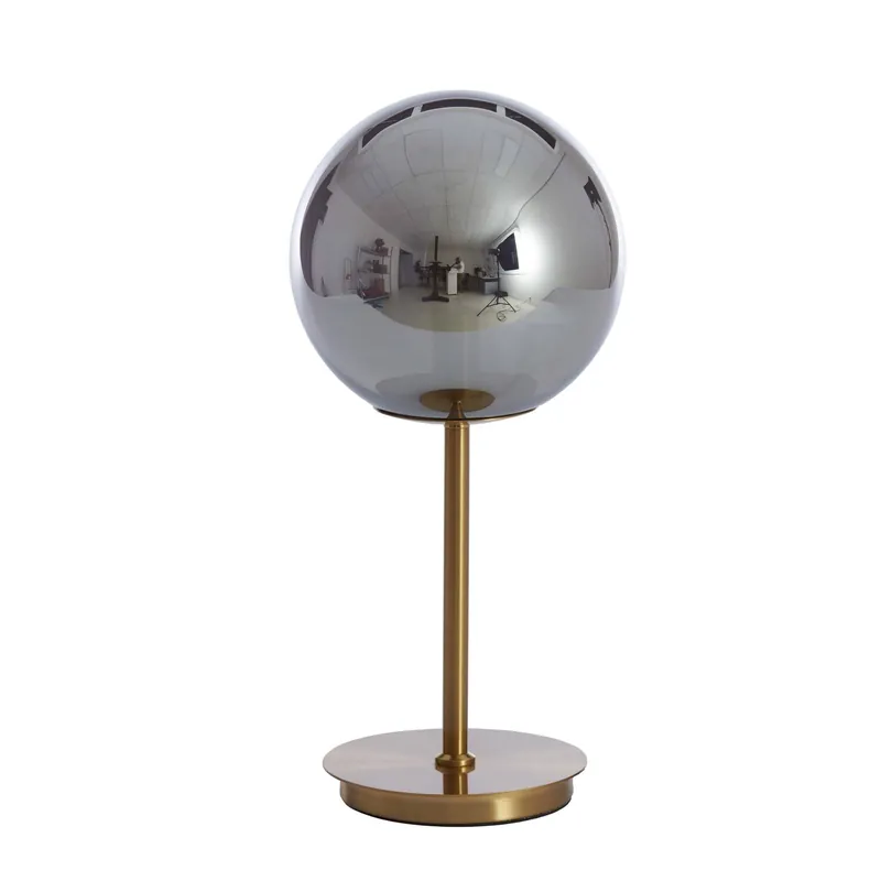 Lámpara de mesa bronce con diseño vintage y material de vidrio de alta calidad. ✓ Envío gratis desde 50 € ✓ 2 años de garantía. Precio De Fábrica