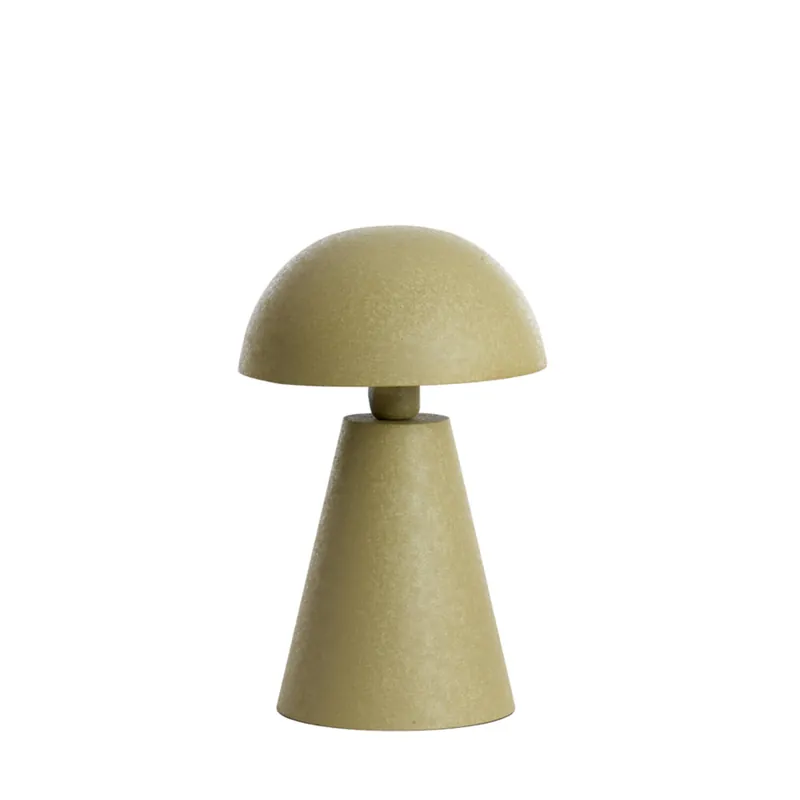Lámpara de mesa verde metálica de estilo retro, ideal para cualquier rincón de tu hogar. ✓ 2 años de garantía ✓ Envío gratis desde 50 € Directo De Fábrica
