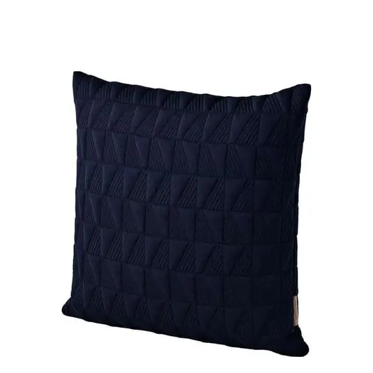 Oferta Limitada AJ Cushion Trapez 50x50 Midnight Blue - Fritz Hansen