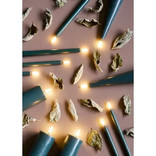 Vela Cónica LED 6,8x30 cm Pine Verde/Smooth - Uyuni Lighting Original