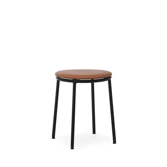 Circa Taburete H45 Upholstery Black Steel/Ultra Leather Brandy - Normann Copenha Nueva Colección