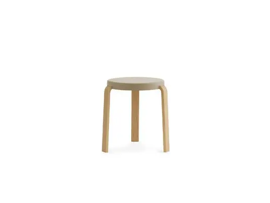 Última Versión Tap Stool Roble/Sand - Normann Copenhagen